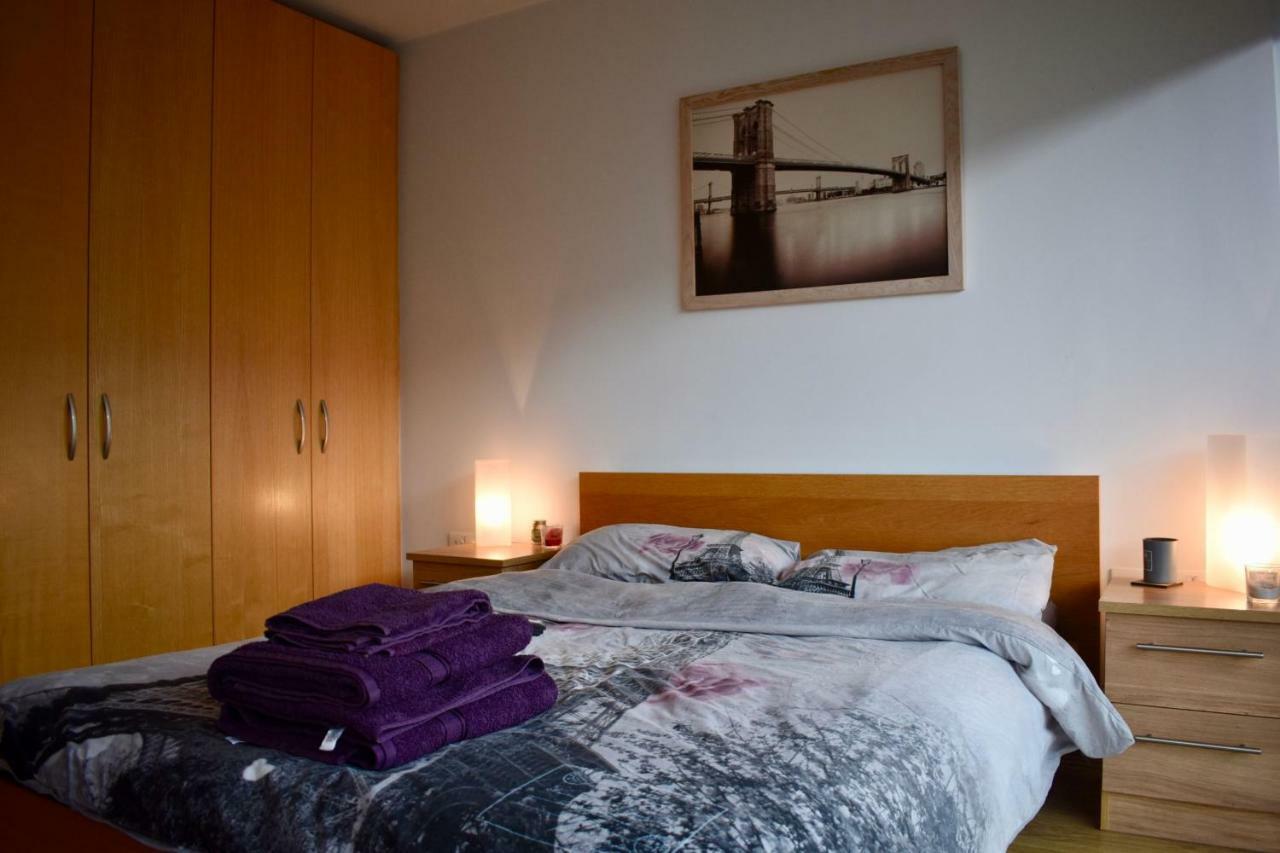 Bright 2 Bedrooms Near The 3 Arena Apartment Dublin